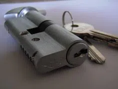 Elmsford NY Locksmith Store Elmsford, NY 914-297-6189 - broken-key-extraction
